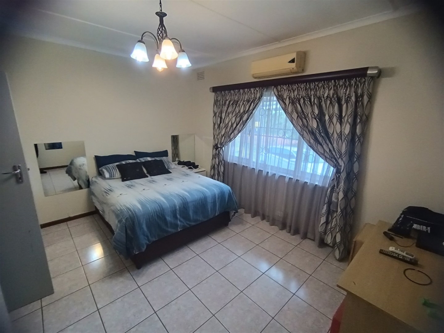 4 Bedroom Property for Sale in Berea West KwaZulu-Natal