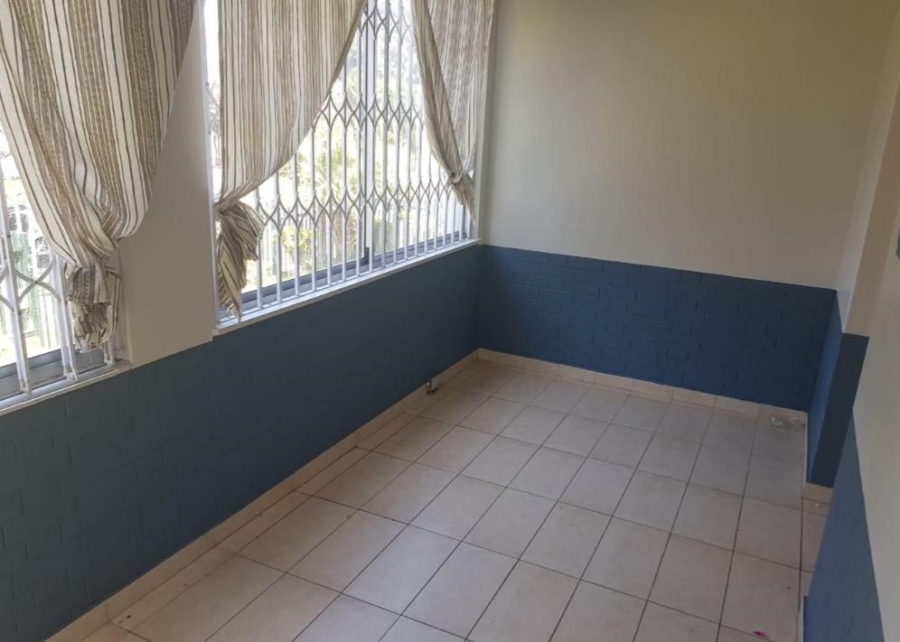 2 Bedroom Property for Sale in Glenwood KwaZulu-Natal