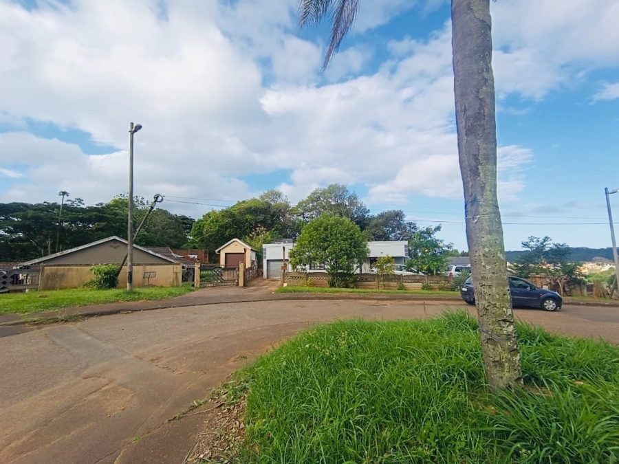 3 Bedroom Property for Sale in Montclair KwaZulu-Natal