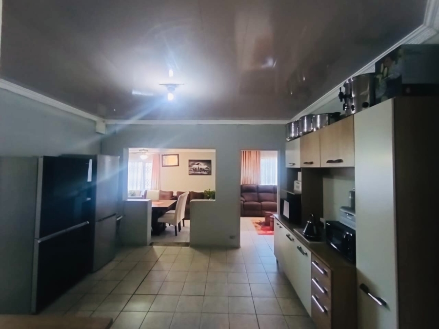 3 Bedroom Property for Sale in Montclair KwaZulu-Natal