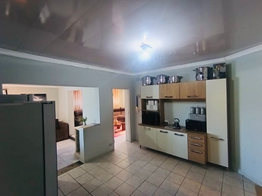 3 Bedroom Property for Sale in Montclair KwaZulu-Natal