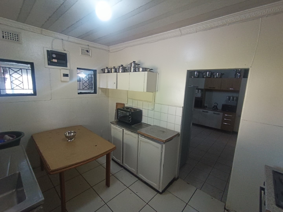 3 Bedroom Property for Sale in Montclair KwaZulu-Natal