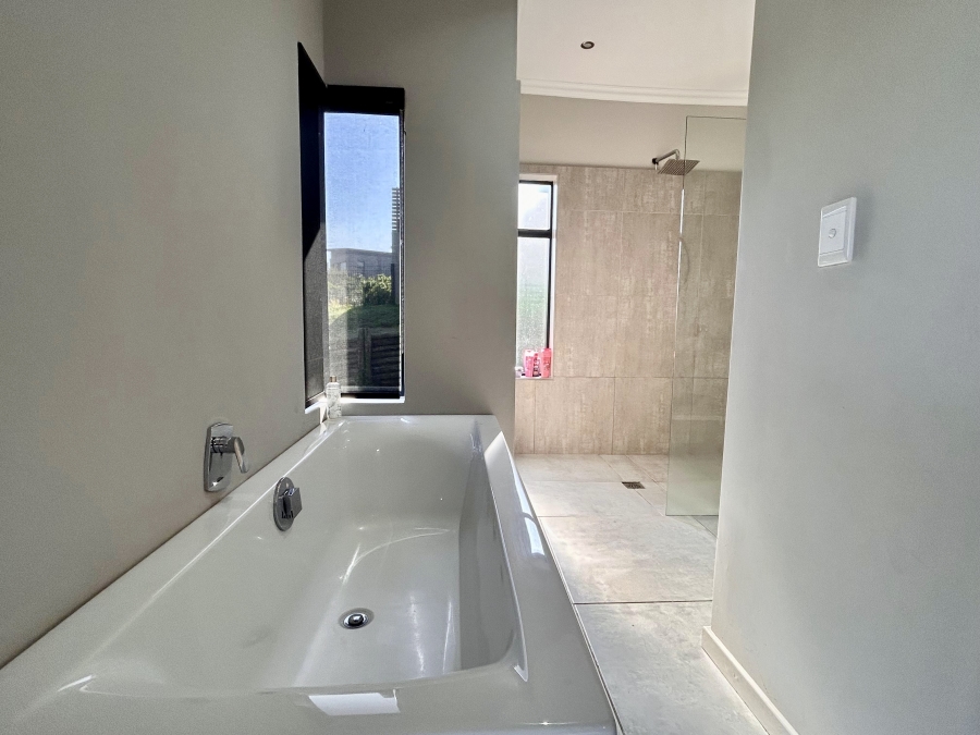 4 Bedroom Property for Sale in Salt Rock KwaZulu-Natal