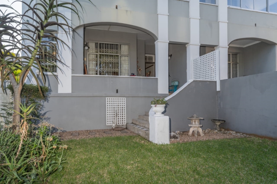 2 Bedroom Property for Sale in Essenwood KwaZulu-Natal