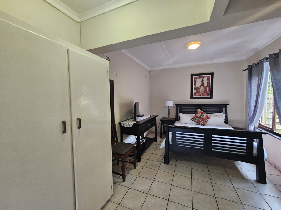 To Let 1 Bedroom Property for Rent in Shakas Rock KwaZulu-Natal