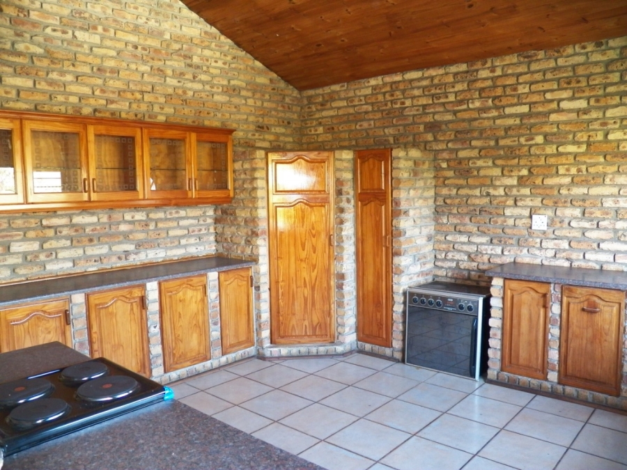 To Let 4 Bedroom Property for Rent in Meer En See KwaZulu-Natal