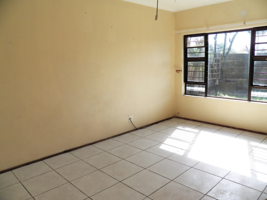 To Let 4 Bedroom Property for Rent in Meer En See KwaZulu-Natal