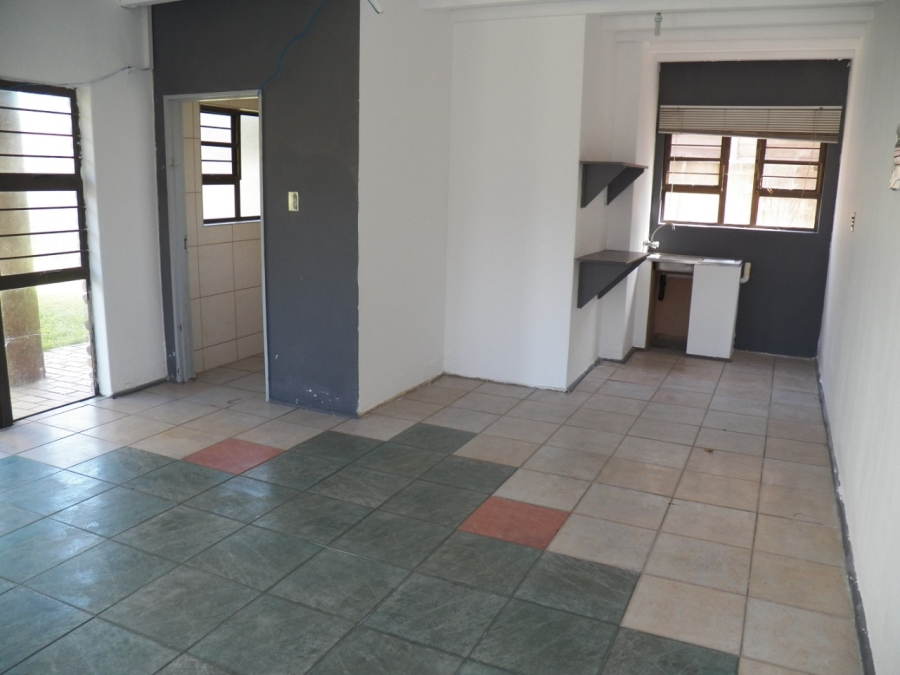 To Let 4 Bedroom Property for Rent in Meer En See KwaZulu-Natal