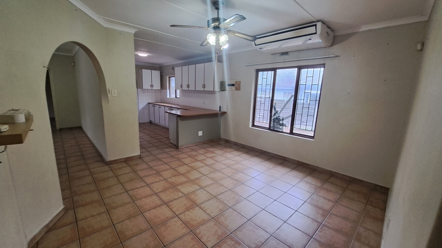 To Let 4 Bedroom Property for Rent in Veld En Vlei KwaZulu-Natal