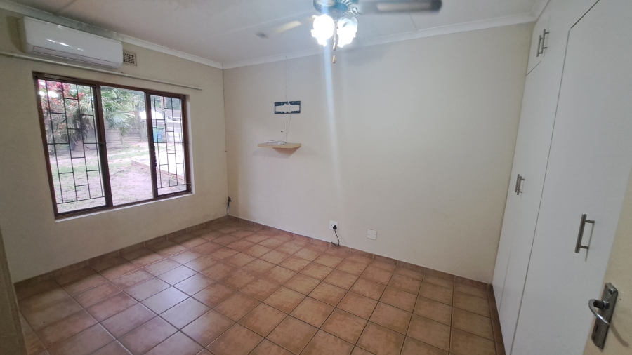 To Let 4 Bedroom Property for Rent in Veld En Vlei KwaZulu-Natal