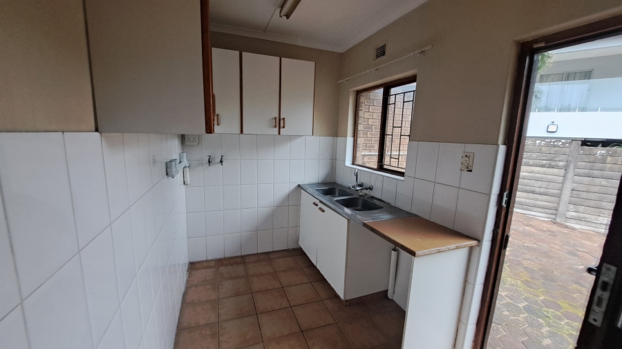 To Let 4 Bedroom Property for Rent in Veld En Vlei KwaZulu-Natal