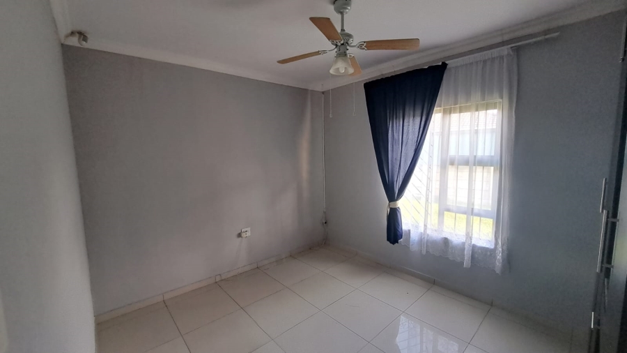 To Let 2 Bedroom Property for Rent in Birdswood KwaZulu-Natal