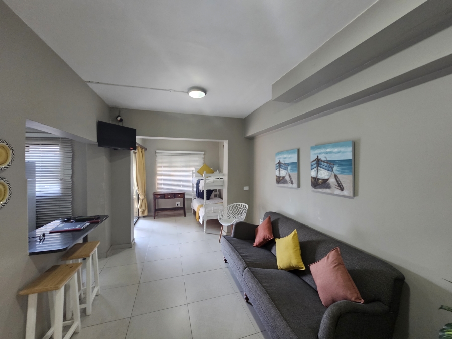 To Let 1 Bedroom Property for Rent in Shakas Rock KwaZulu-Natal