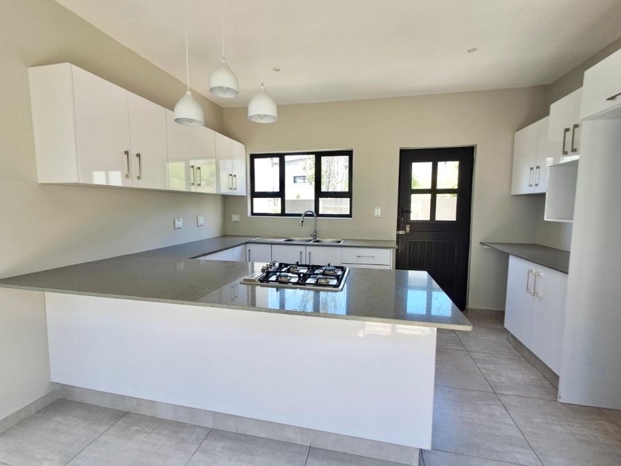 3 Bedroom Property for Sale in Palm Lakes Estate KwaZulu-Natal