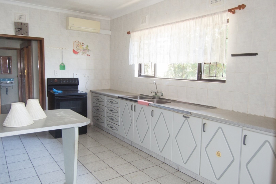 2 Bedroom Property for Sale in Scottburgh South KwaZulu-Natal