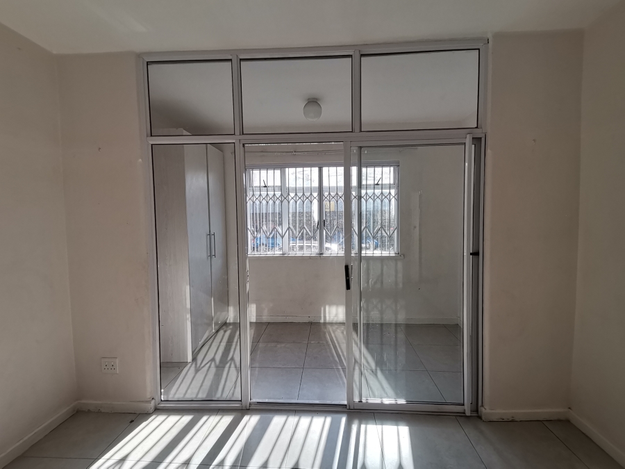 To Let 2 Bedroom Property for Rent in Umbilo KwaZulu-Natal