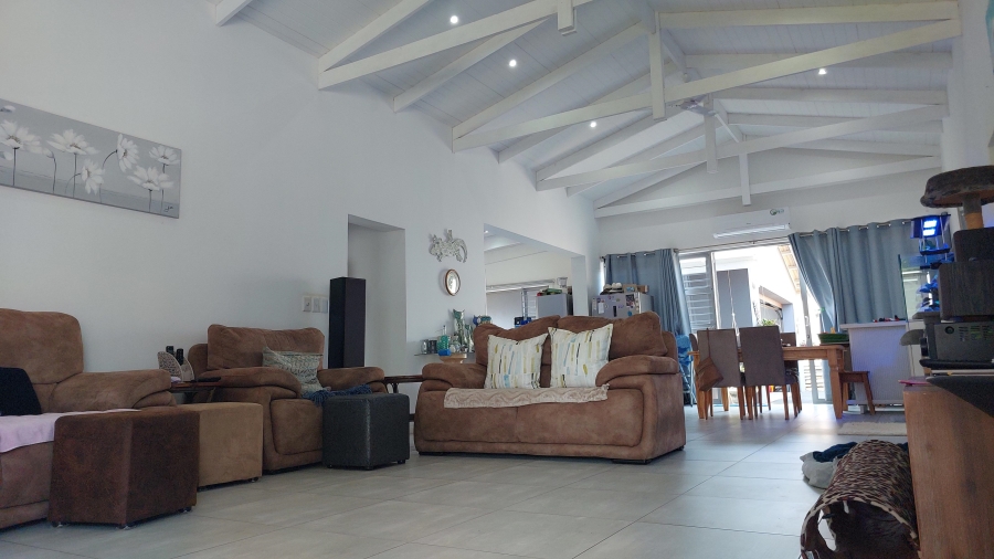 3 Bedroom Property for Sale in Sheffield Beach KwaZulu-Natal