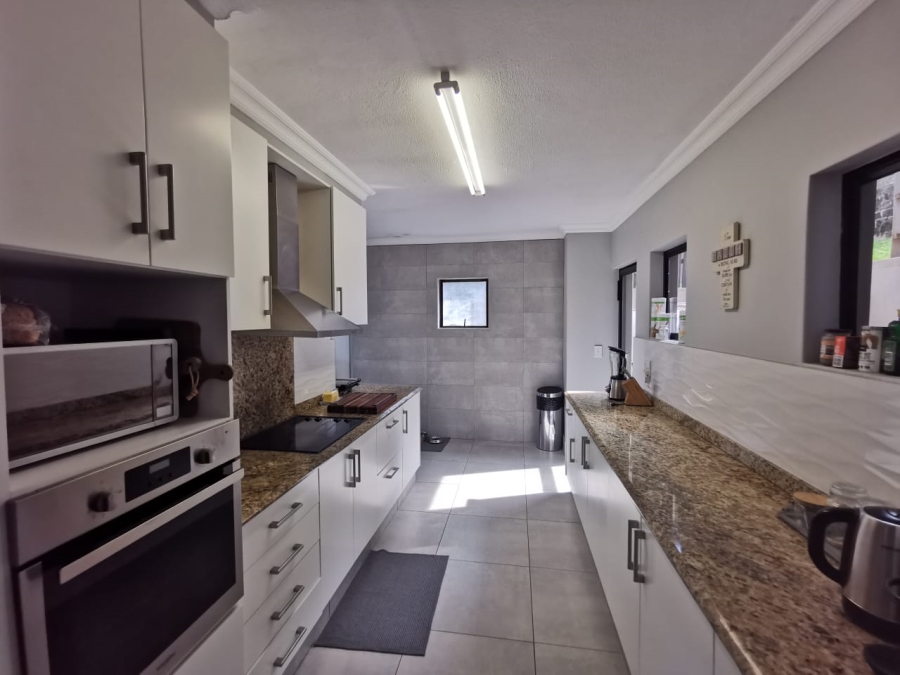 3 Bedroom Property for Sale in Ballito Central KwaZulu-Natal