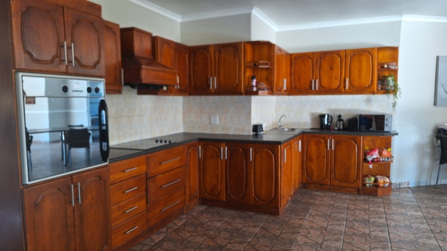 To Let 7 Bedroom Property for Rent in Birdswood KwaZulu-Natal