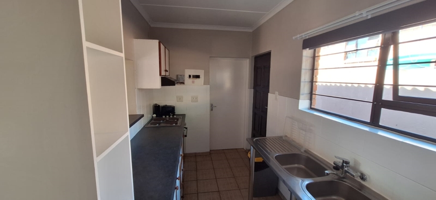 To Let 7 Bedroom Property for Rent in Birdswood KwaZulu-Natal