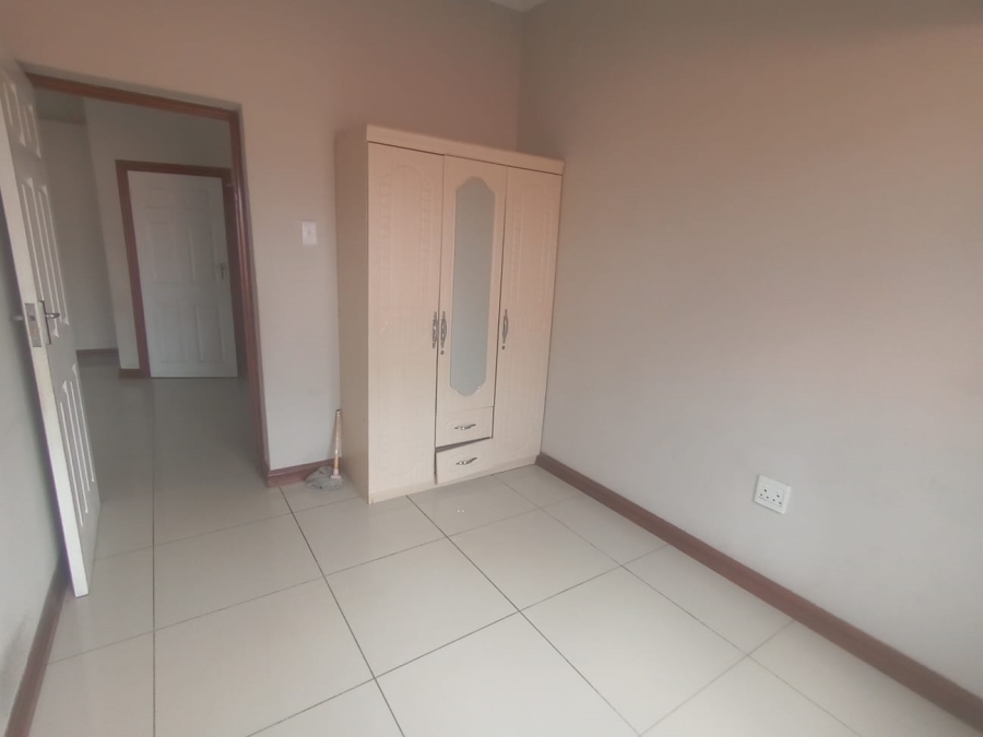 To Let 2 Bedroom Property for Rent in Bellair KwaZulu-Natal