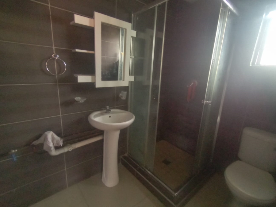 To Let 2 Bedroom Property for Rent in Bellair KwaZulu-Natal