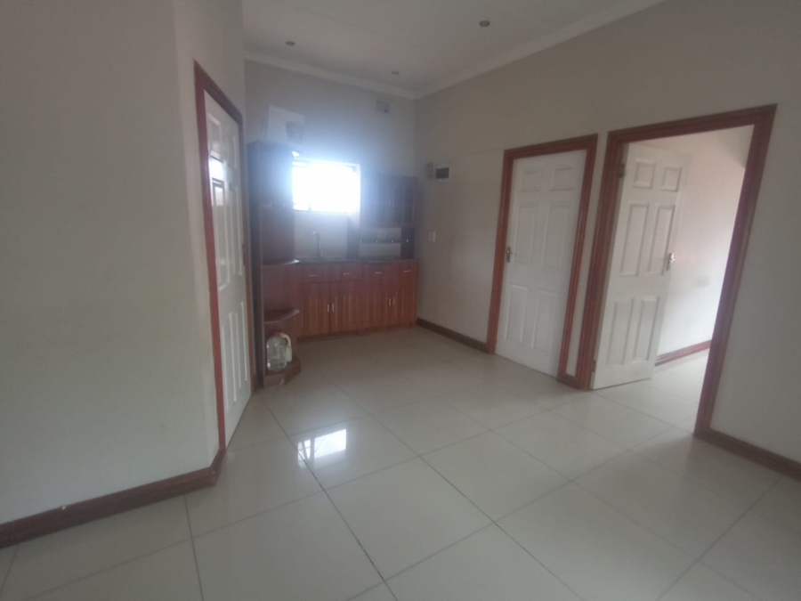 To Let 2 Bedroom Property for Rent in Bellair KwaZulu-Natal