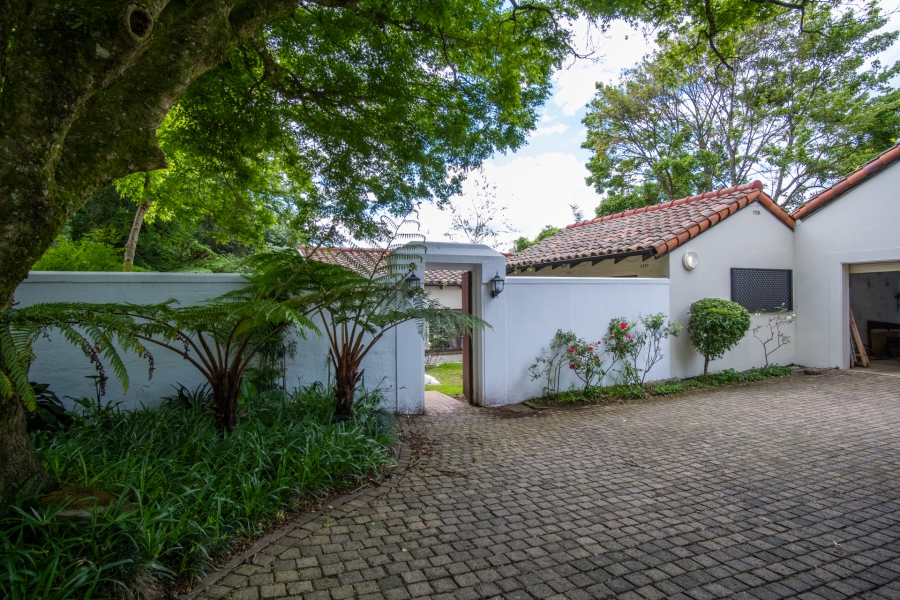 4 Bedroom Property for Sale in Leonard KwaZulu-Natal