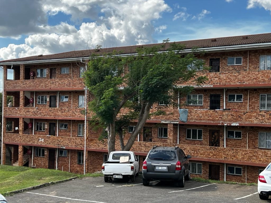 2 Bedroom Property for Sale in Empangeni Central KwaZulu-Natal