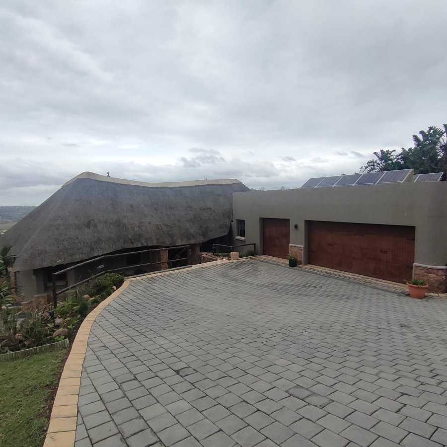 4 Bedroom Property for Sale in Phezulu KwaZulu-Natal