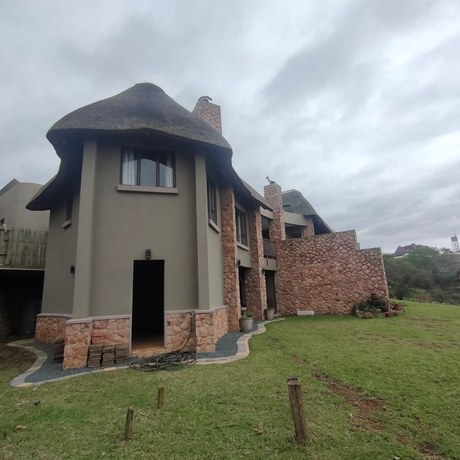 4 Bedroom Property for Sale in Phezulu KwaZulu-Natal