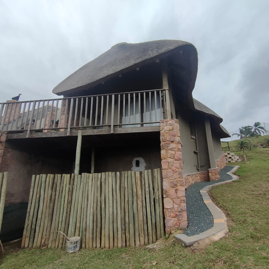 4 Bedroom Property for Sale in Phezulu KwaZulu-Natal