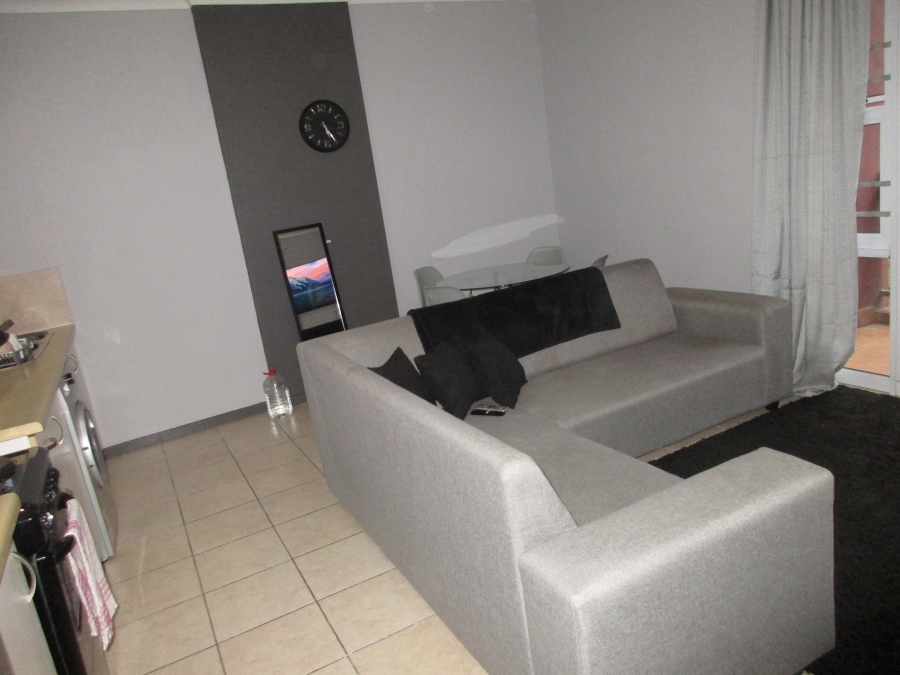 To Let 1 Bedroom Property for Rent in Westbrook KwaZulu-Natal