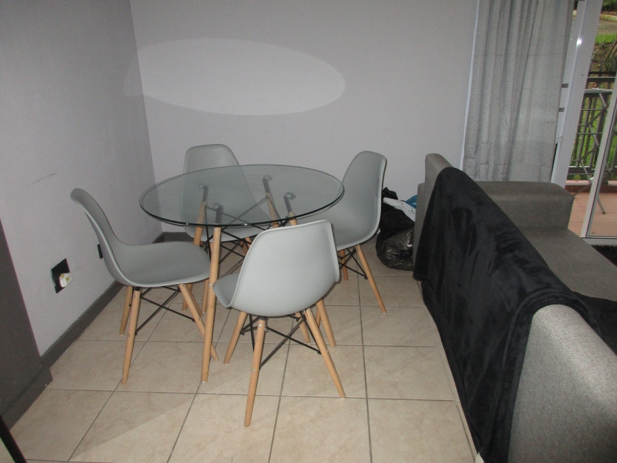 To Let 1 Bedroom Property for Rent in Westbrook KwaZulu-Natal