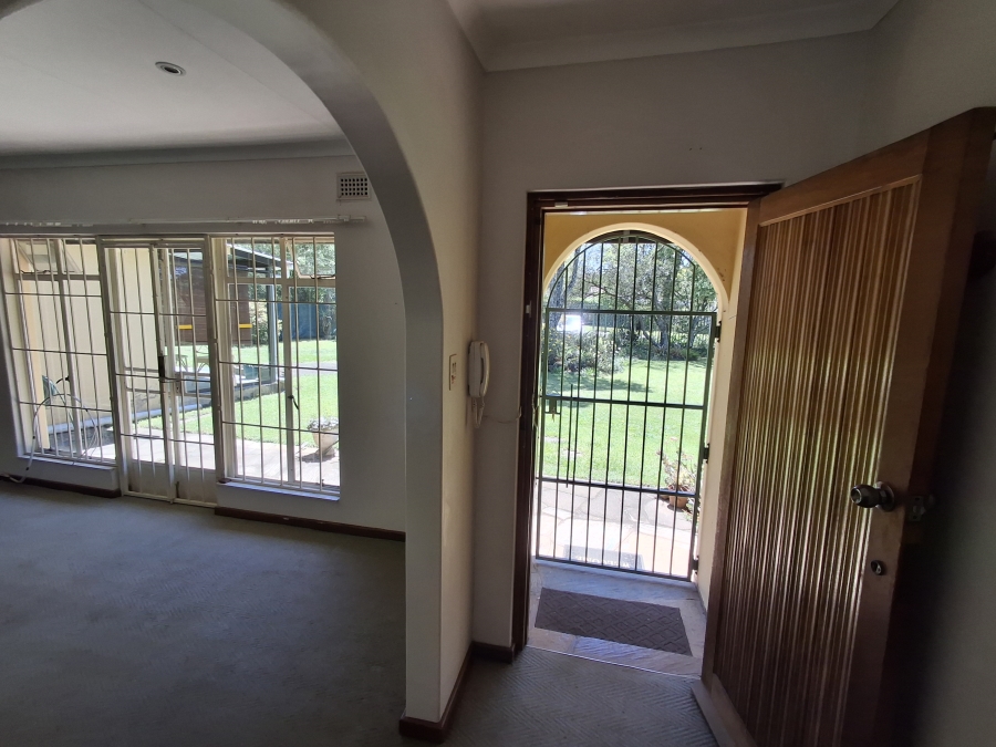 To Let 2 Bedroom Property for Rent in Greendale KwaZulu-Natal