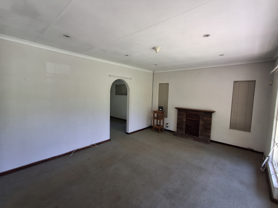 To Let 2 Bedroom Property for Rent in Greendale KwaZulu-Natal