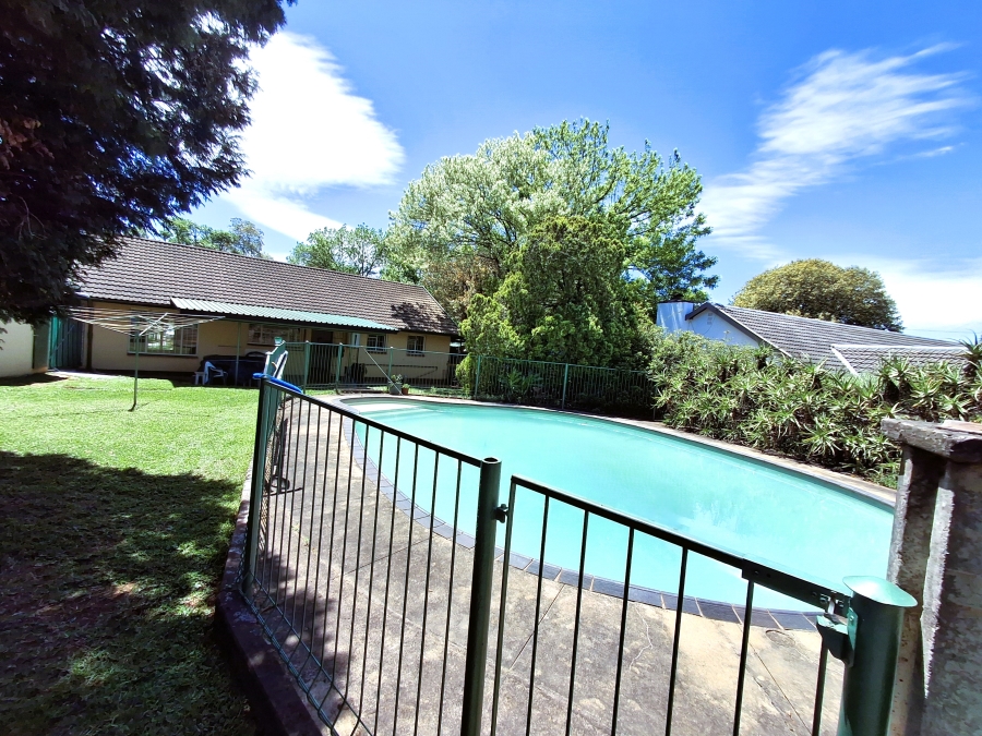 To Let 2 Bedroom Property for Rent in Greendale KwaZulu-Natal