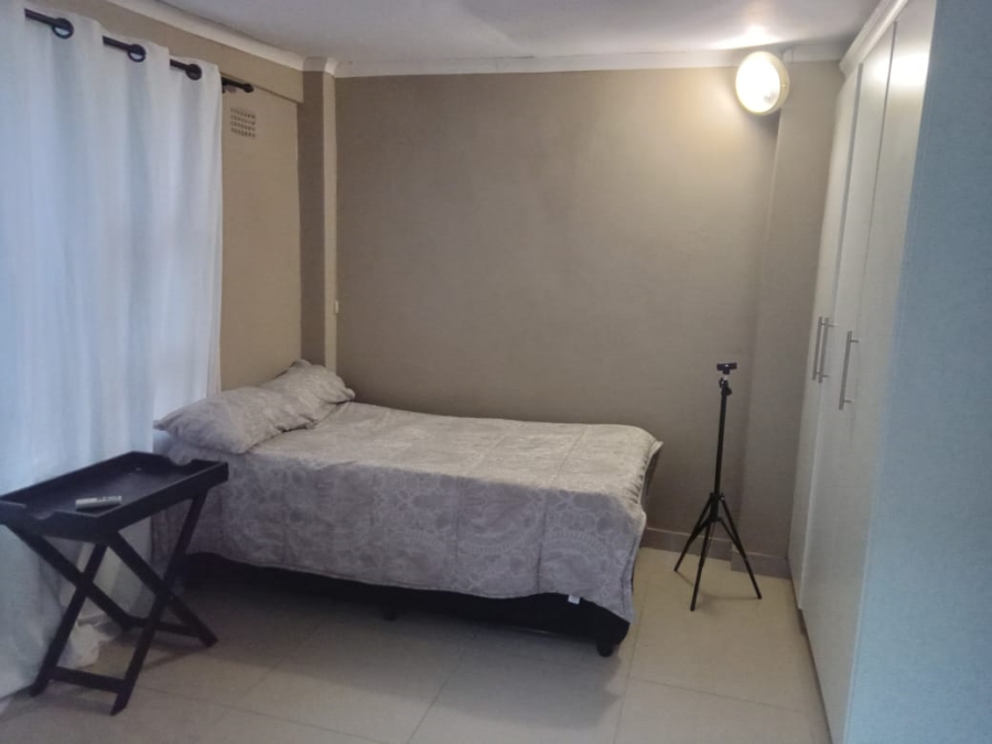 To Let 1 Bedroom Property for Rent in Westridge KwaZulu-Natal