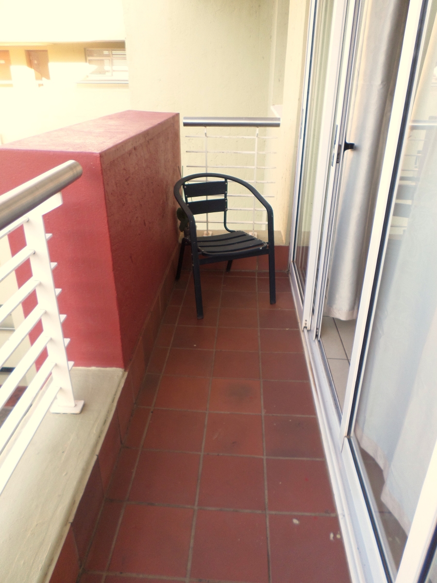 To Let 1 Bedroom Property for Rent in New Town Centre KwaZulu-Natal