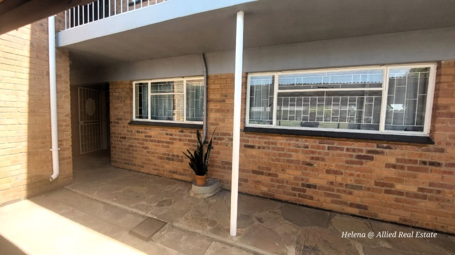 1 Bedroom Property for Sale in Utrecht KwaZulu-Natal