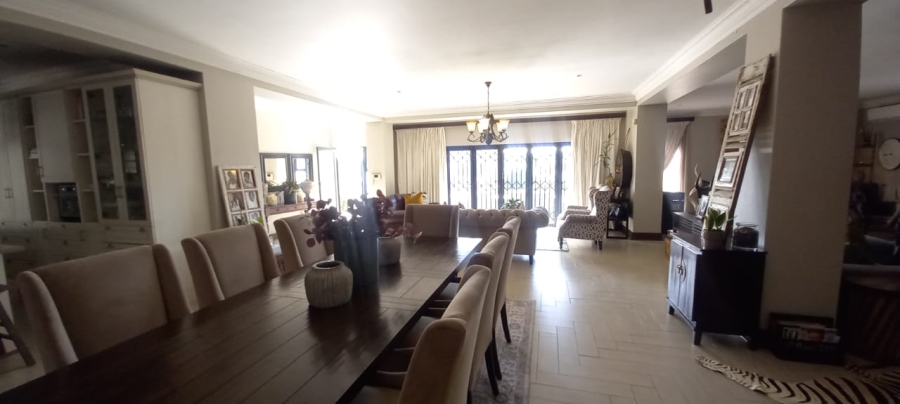 5 Bedroom Property for Sale in Glen Ashley KwaZulu-Natal