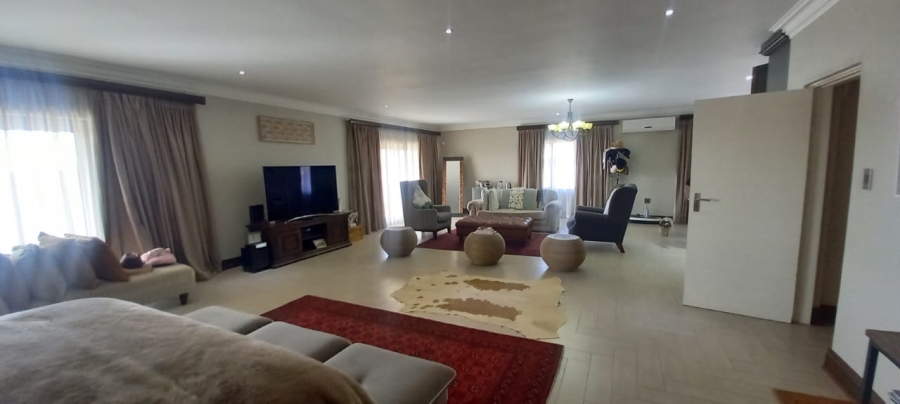 5 Bedroom Property for Sale in Glen Ashley KwaZulu-Natal