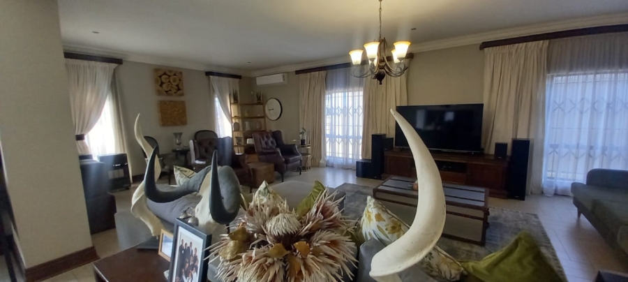 5 Bedroom Property for Sale in Glen Ashley KwaZulu-Natal