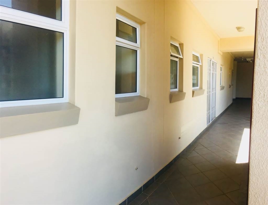 To Let commercial Property for Rent in Umhlanga Ridge KwaZulu-Natal