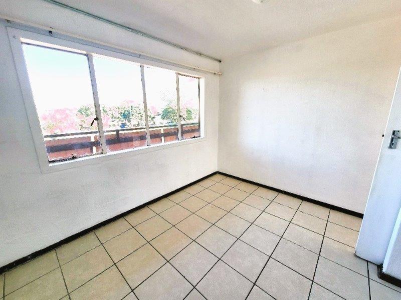 2 Bedroom Property for Sale in Pinetown KwaZulu-Natal