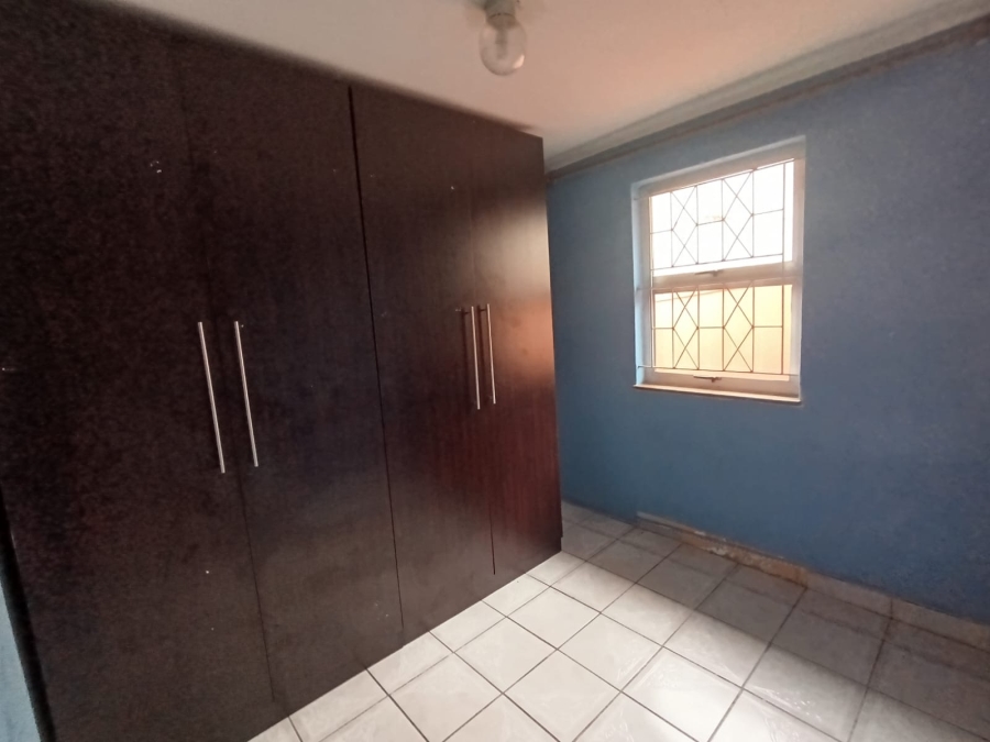 To Let 3 Bedroom Property for Rent in Newlands West KwaZulu-Natal