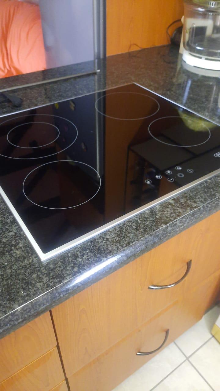 1 Bedroom Property for Sale in Uvongo Beach KwaZulu-Natal