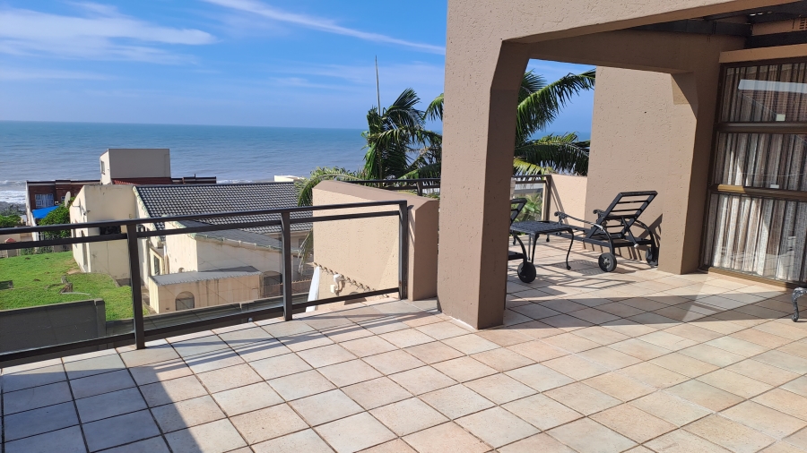 8 Bedroom Property for Sale in Manaba Beach KwaZulu-Natal