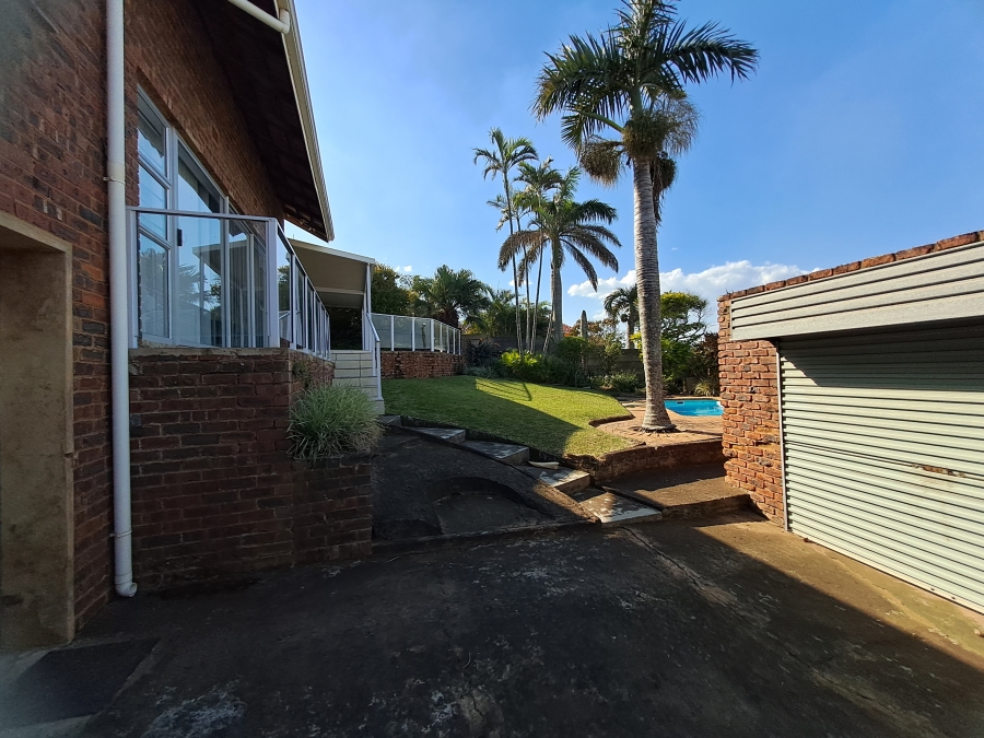 4 Bedroom Property for Sale in Manaba Beach KwaZulu-Natal