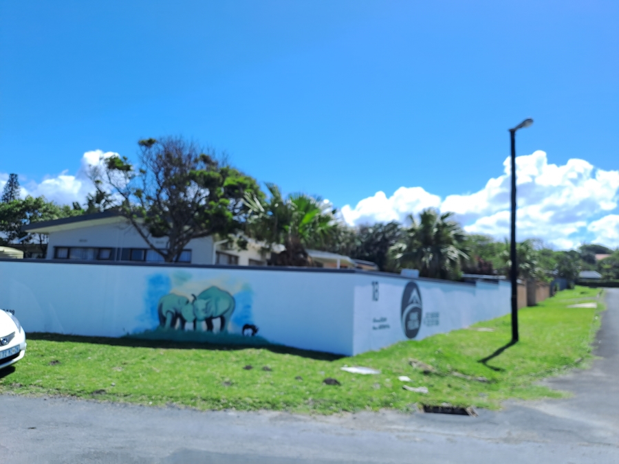 6 Bedroom Property for Sale in Uvongo Beach KwaZulu-Natal